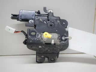 BAH256820 Замок багажника Mazda 3 BK Арт AM70497015, вид 1