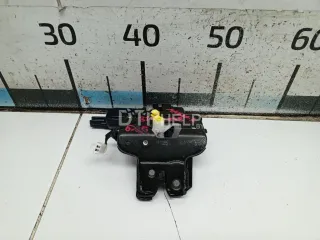 BAH256820 Замок багажника Mazda 3 BK Арт AM31600848, вид 1